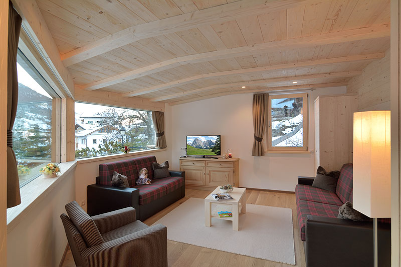 Residence coltavela ortisei in val gardena dolomiti st ... Bagno con porta scorrevole